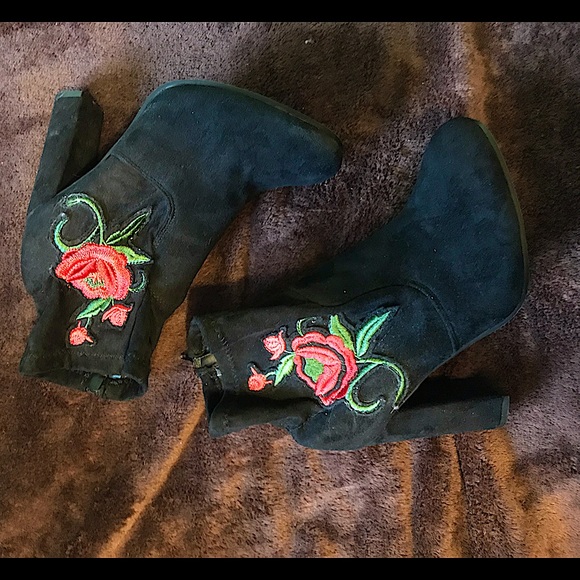 Black Booties with Rose Embroidery Appliqués - Picture 1 of 6
